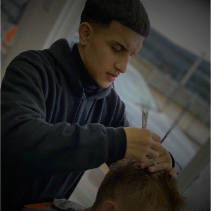 I have around 4 years experience working as a Barber and I enjoy watching movies, playing football and video games!